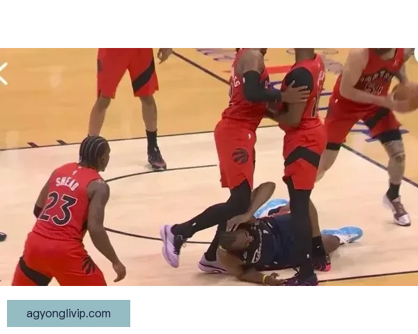 NBA季后赛吹罚尺度骤变下球员临场适应困境与比赛节奏失衡现象探析